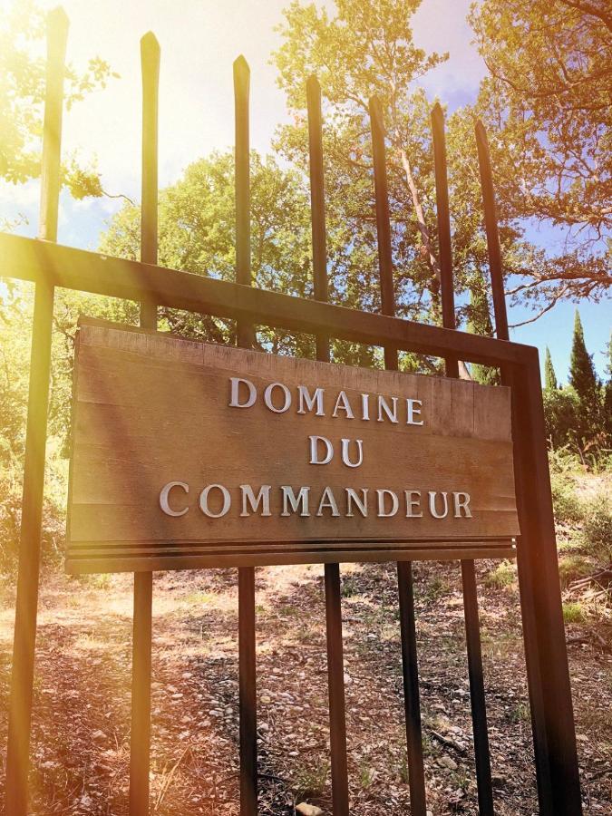 Bed and Breakfast Domaine Du Commandeur Mondragon Экстерьер фото