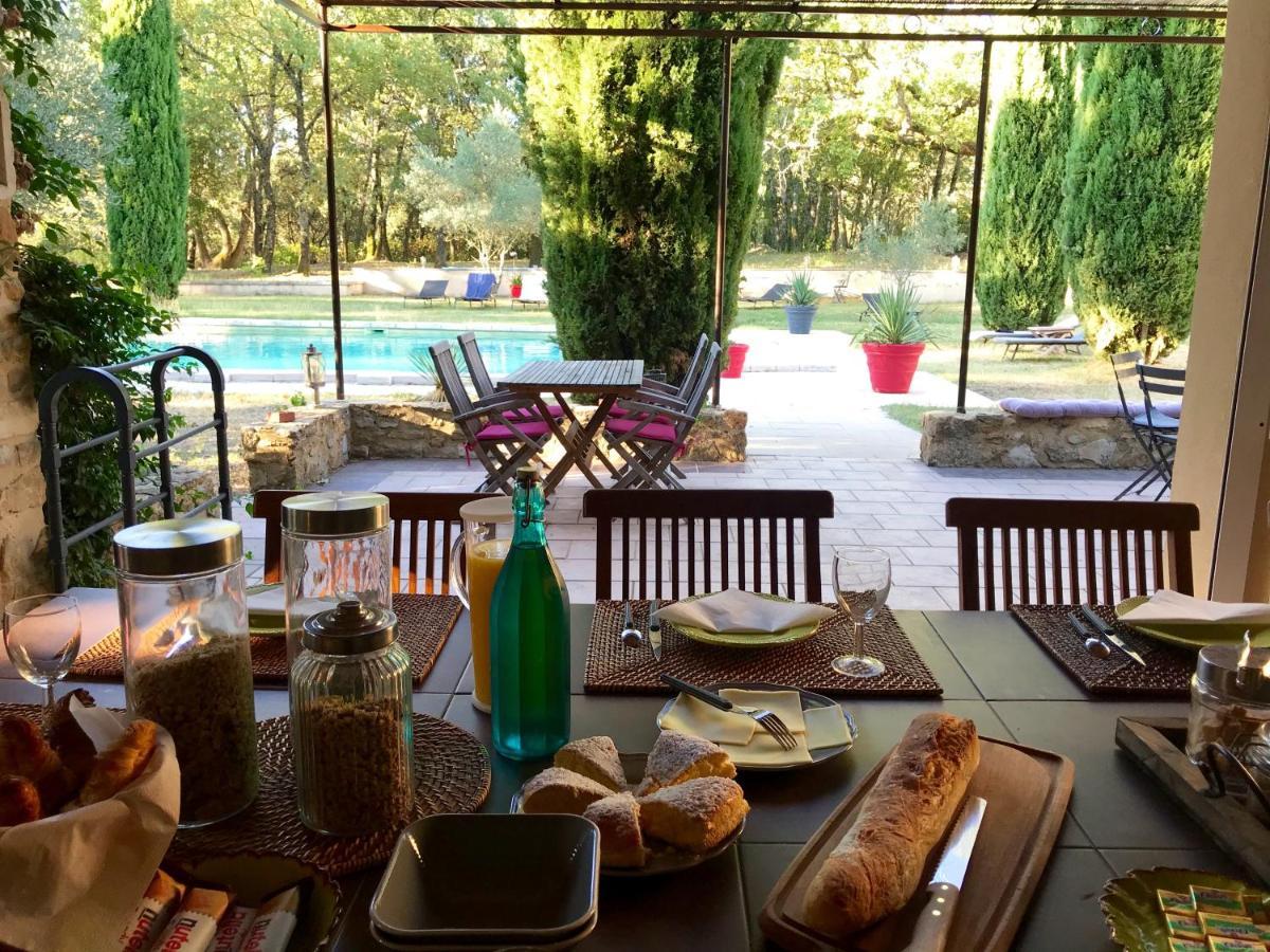 Bed and Breakfast Domaine Du Commandeur Mondragon Экстерьер фото